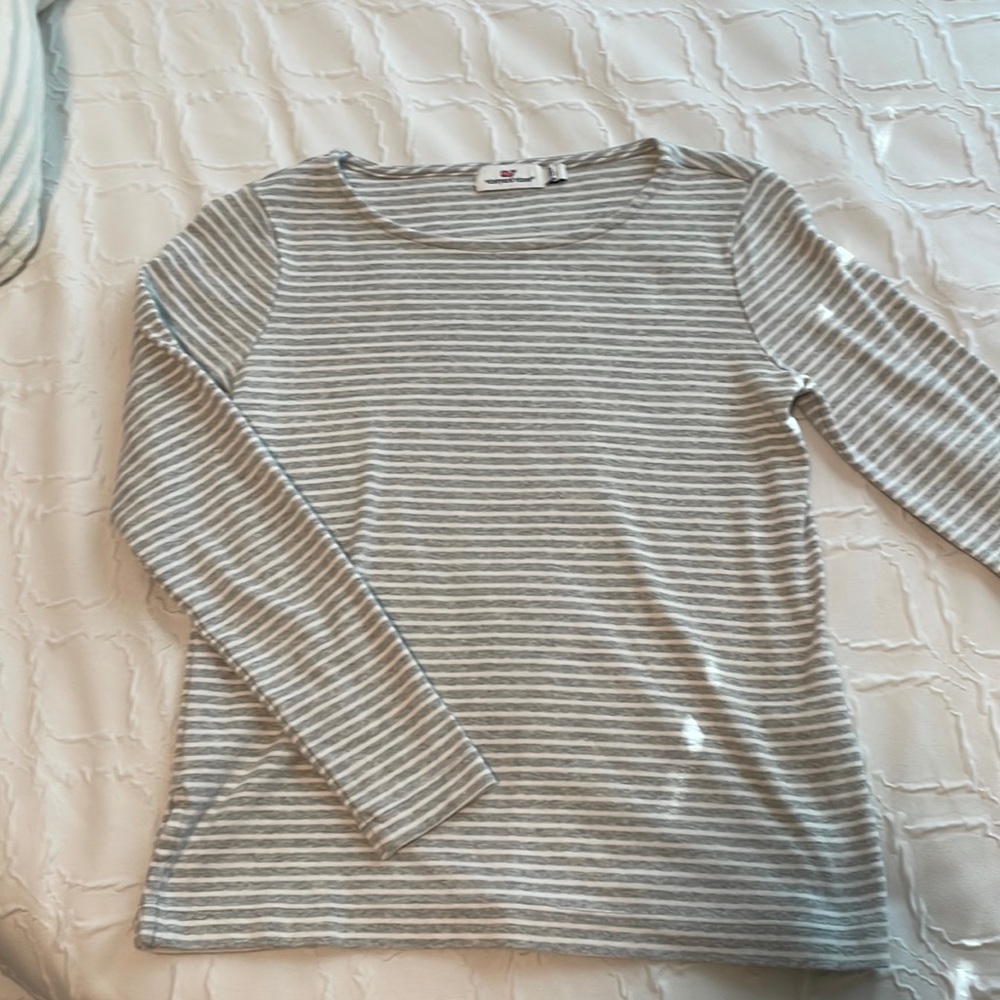 Vineyard Vines Top